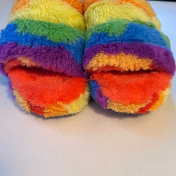 UGG Fluff Yeah Slide Sandel Slip On Rainbow Pride Colorful Size 7 Shearling - Picture 4 of 10